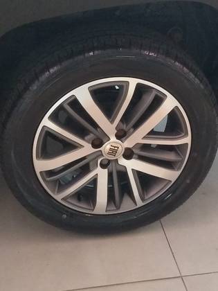 FIAT STRADA 1.3 FIREFLY FLEX VOLCANO CD CVT FIAT STRADA 1.3 FIREFLY FLEX VOLCANO CD CVT